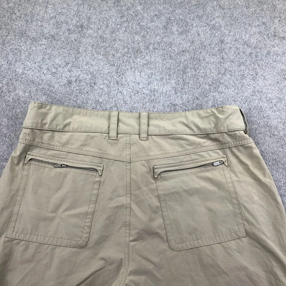 Huk Shorts Mens XL Beige Microfiber 9 Inch Fishing Quick Dry Lightweight Pockets